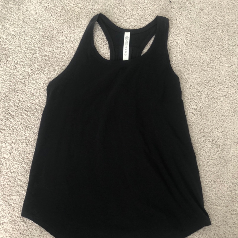 Black lululemon tank